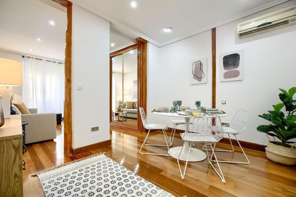 Cozy Flat In The Center Of Madrid-Comend-3-De Exterior foto